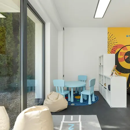 Stylowy W Niechorzu Blisko Morza Z Klimatyzacja I Parkingiem By Renters Niechorze